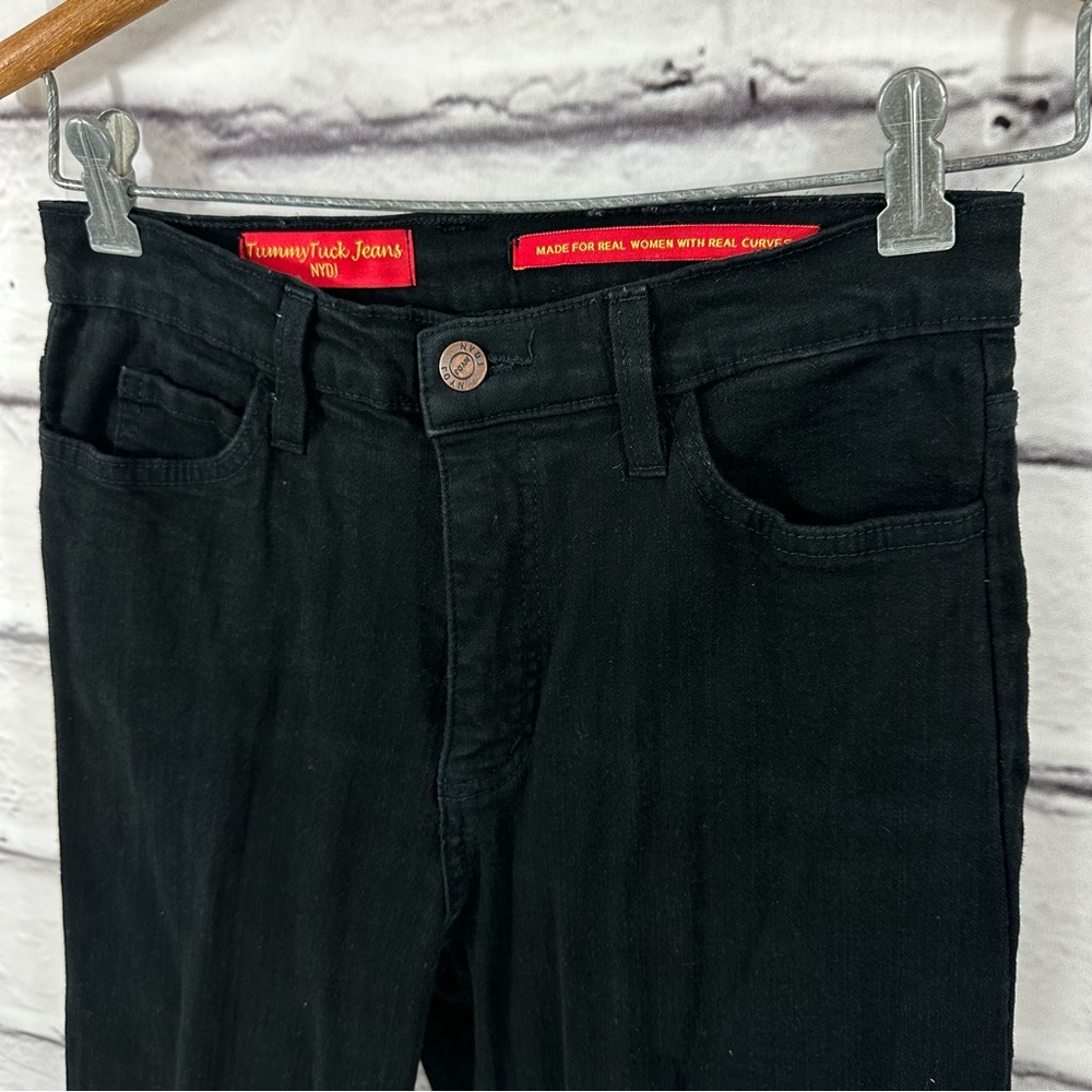 TUMMY TUCK JEANS Size 4P NYDJ Black Denim Curves 5 Pockets - Picture 4 of 15